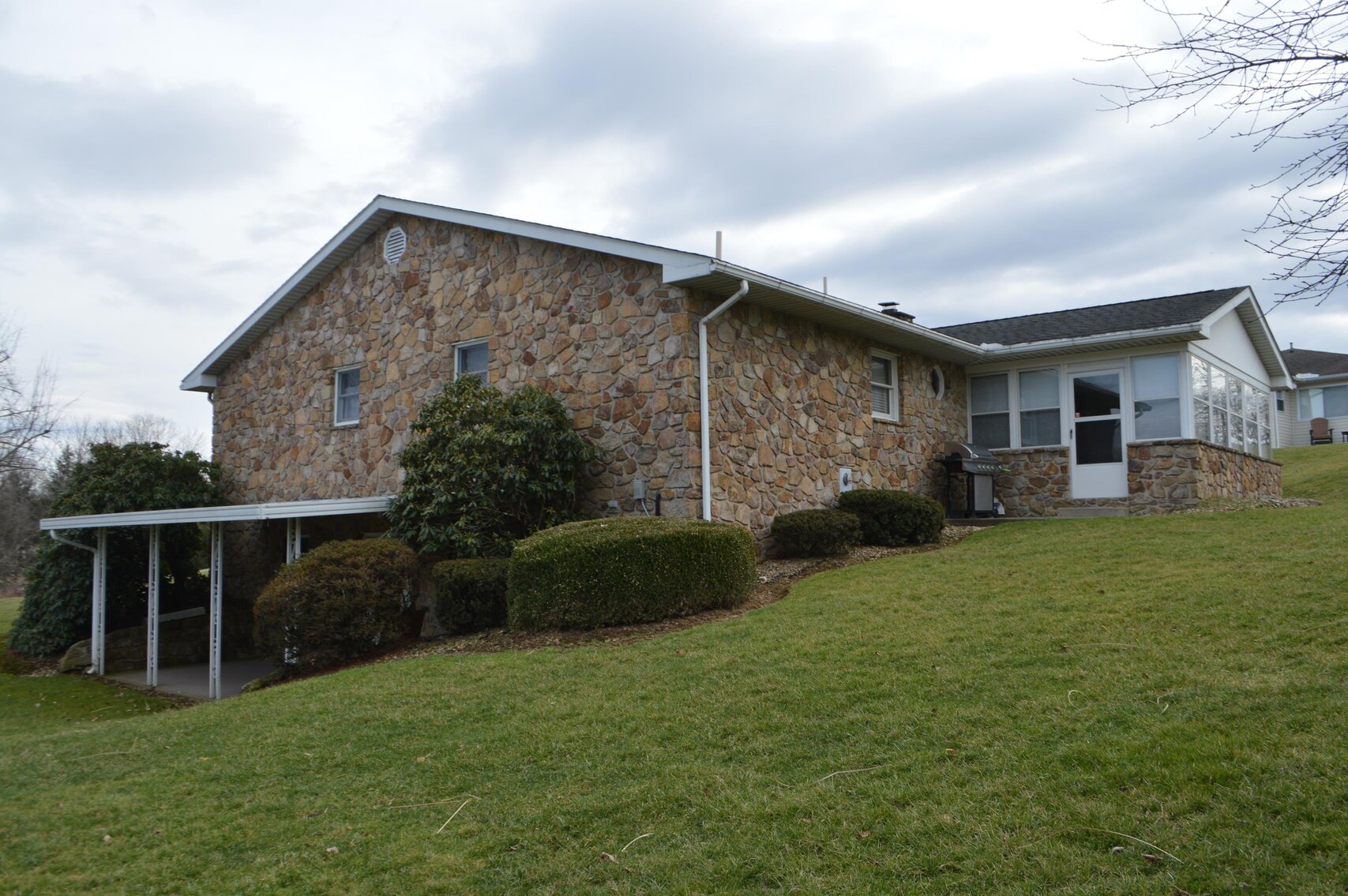 Image for SOLD $412,500 - Immaculate 2 Bedroom in Deer Field Estates