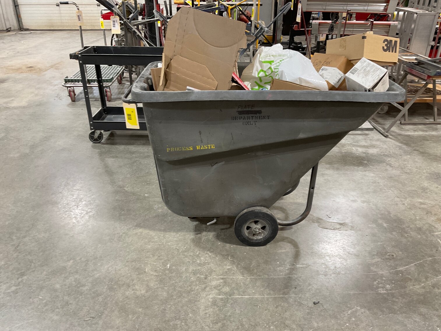 Rubbermaid rolling dumpster