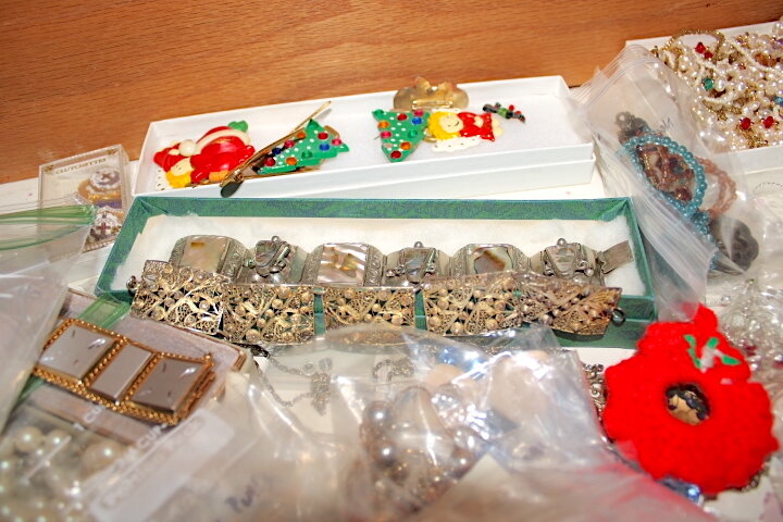 Image for ESTATE AUCTION