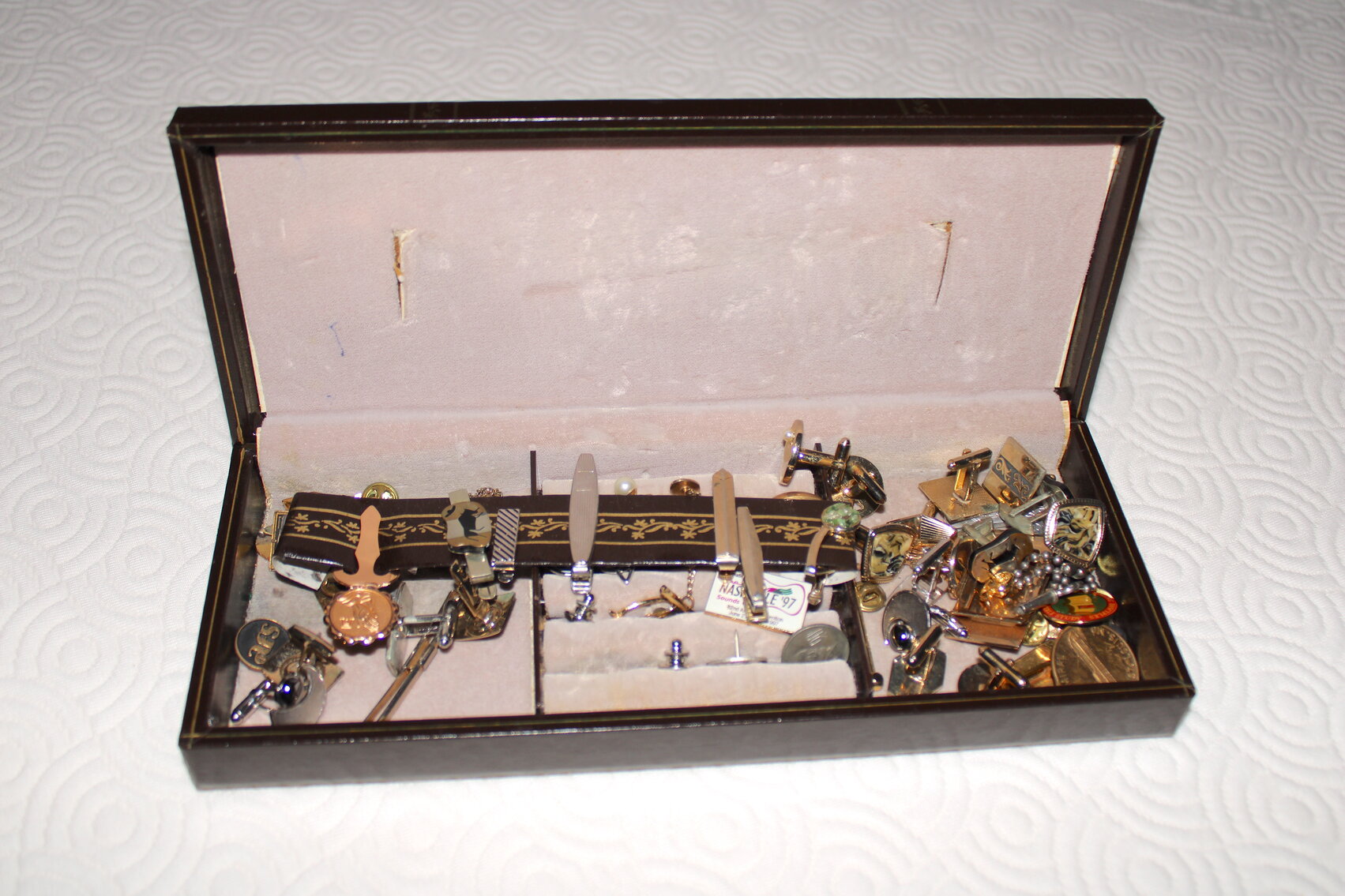 Image for ESTATE AUCTION