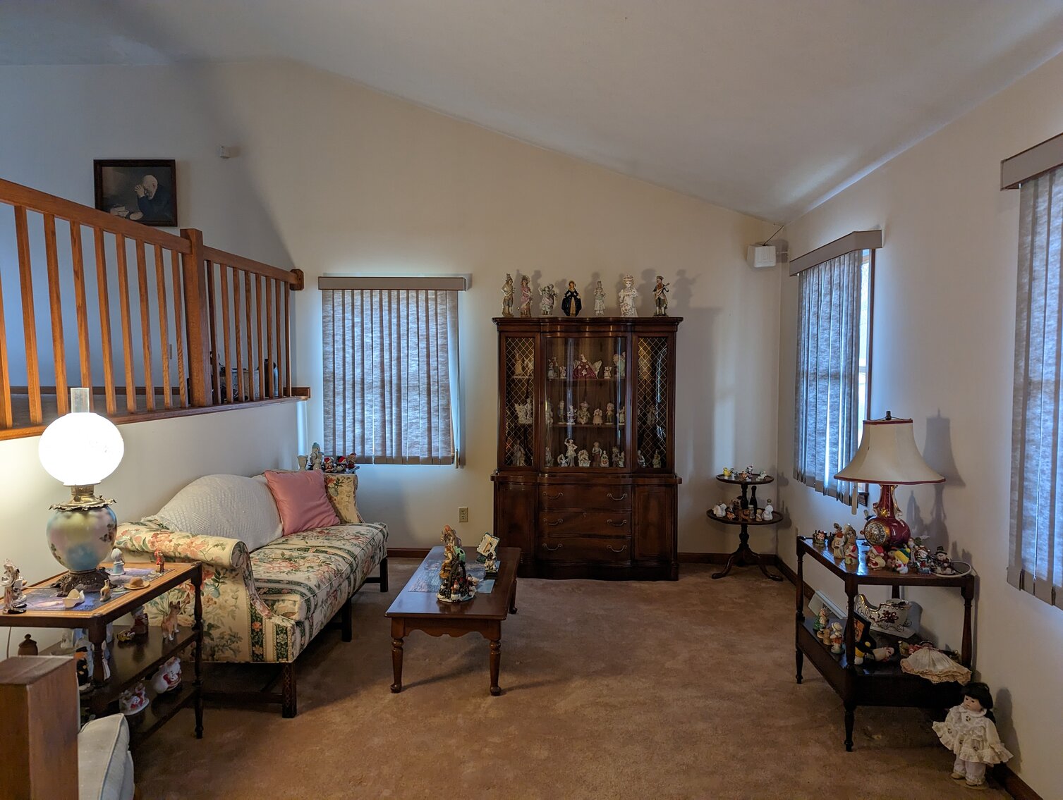 Image for CLEAN 3 BR, 2.5 BA SPLIT LEVEL HOME W/ 2-CAR SIDE LOAD GARAGE ON 2.13+/- ACRE LOT & HOUSEHOLD FURNISHINGS, FIGURINES & MISC.