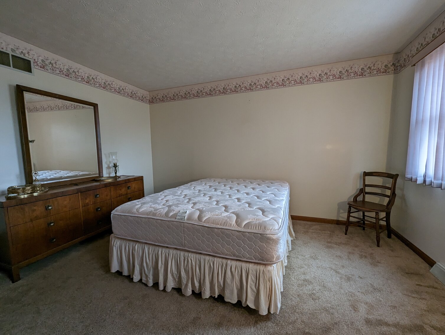 Image for CLEAN 3 BR, 2.5 BA SPLIT LEVEL HOME W/ 2-CAR SIDE LOAD GARAGE ON 2.13+/- ACRE LOT & HOUSEHOLD FURNISHINGS, FIGURINES & MISC.