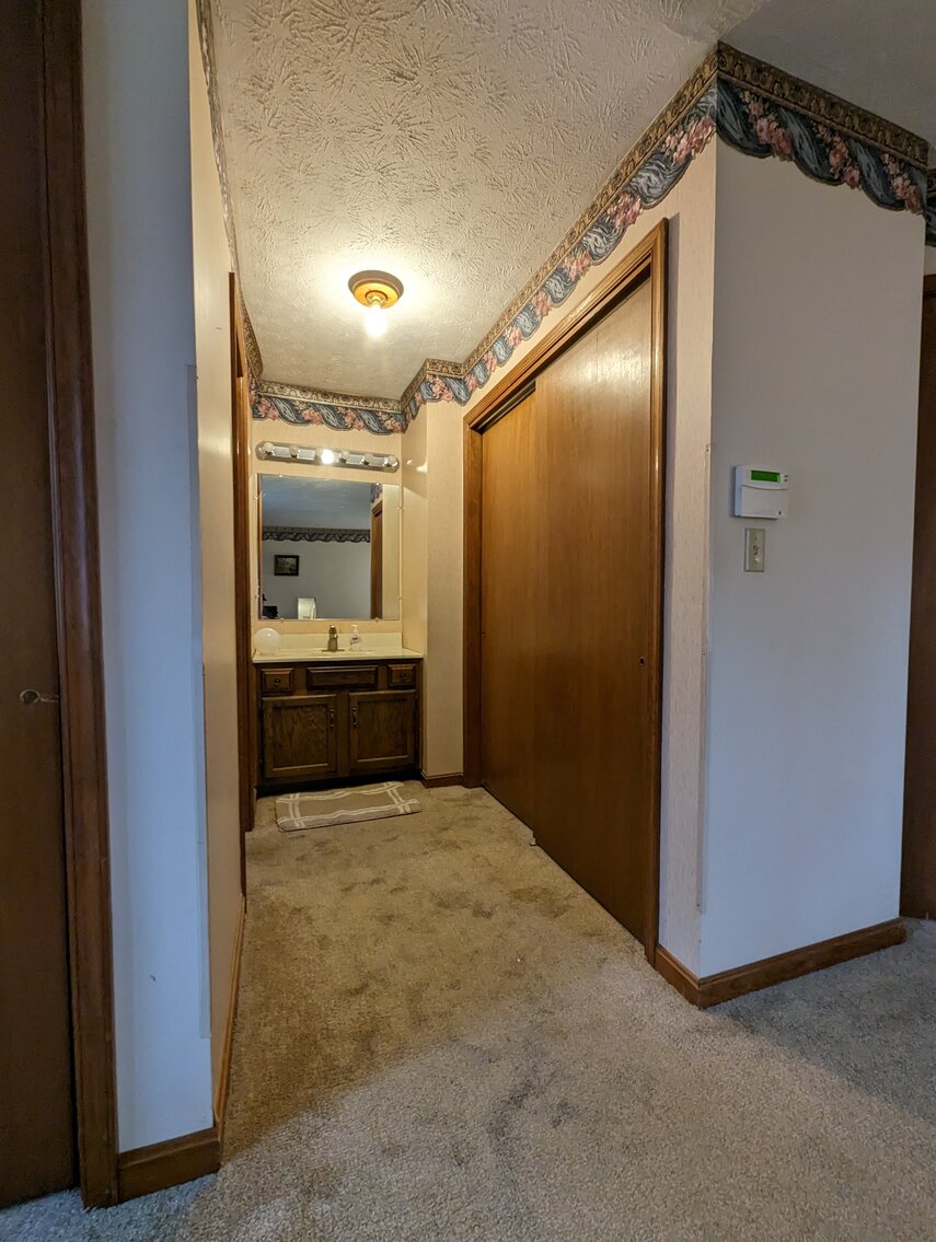 Image for CLEAN 3 BR, 2.5 BA SPLIT LEVEL HOME W/ 2-CAR SIDE LOAD GARAGE ON 2.13+/- ACRE LOT & HOUSEHOLD FURNISHINGS, FIGURINES & MISC.