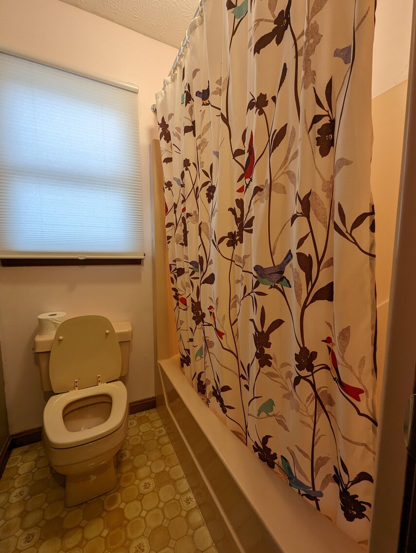 Image for CLEAN 3 BR, 2.5 BA SPLIT LEVEL HOME W/ 2-CAR SIDE LOAD GARAGE ON 2.13+/- ACRE LOT & HOUSEHOLD FURNISHINGS, FIGURINES & MISC.