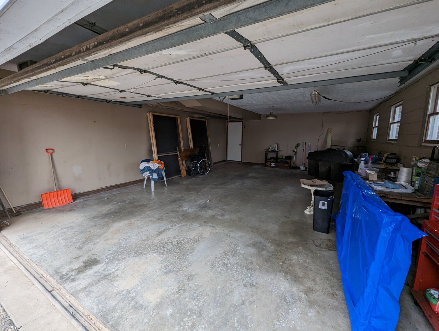 Image for CLEAN 3 BR, 2.5 BA SPLIT LEVEL HOME W/ 2-CAR SIDE LOAD GARAGE ON 2.13+/- ACRE LOT & HOUSEHOLD FURNISHINGS, FIGURINES & MISC.