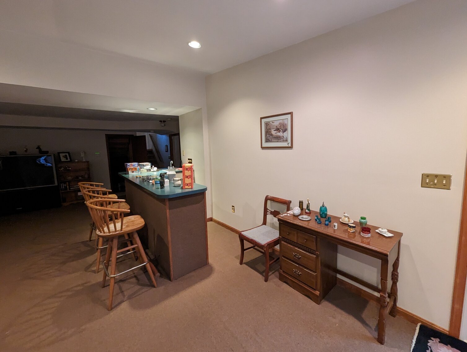 Image for CLEAN 3 BR, 2.5 BA SPLIT LEVEL HOME W/ 2-CAR SIDE LOAD GARAGE ON 2.13+/- ACRE LOT & HOUSEHOLD FURNISHINGS, FIGURINES & MISC.