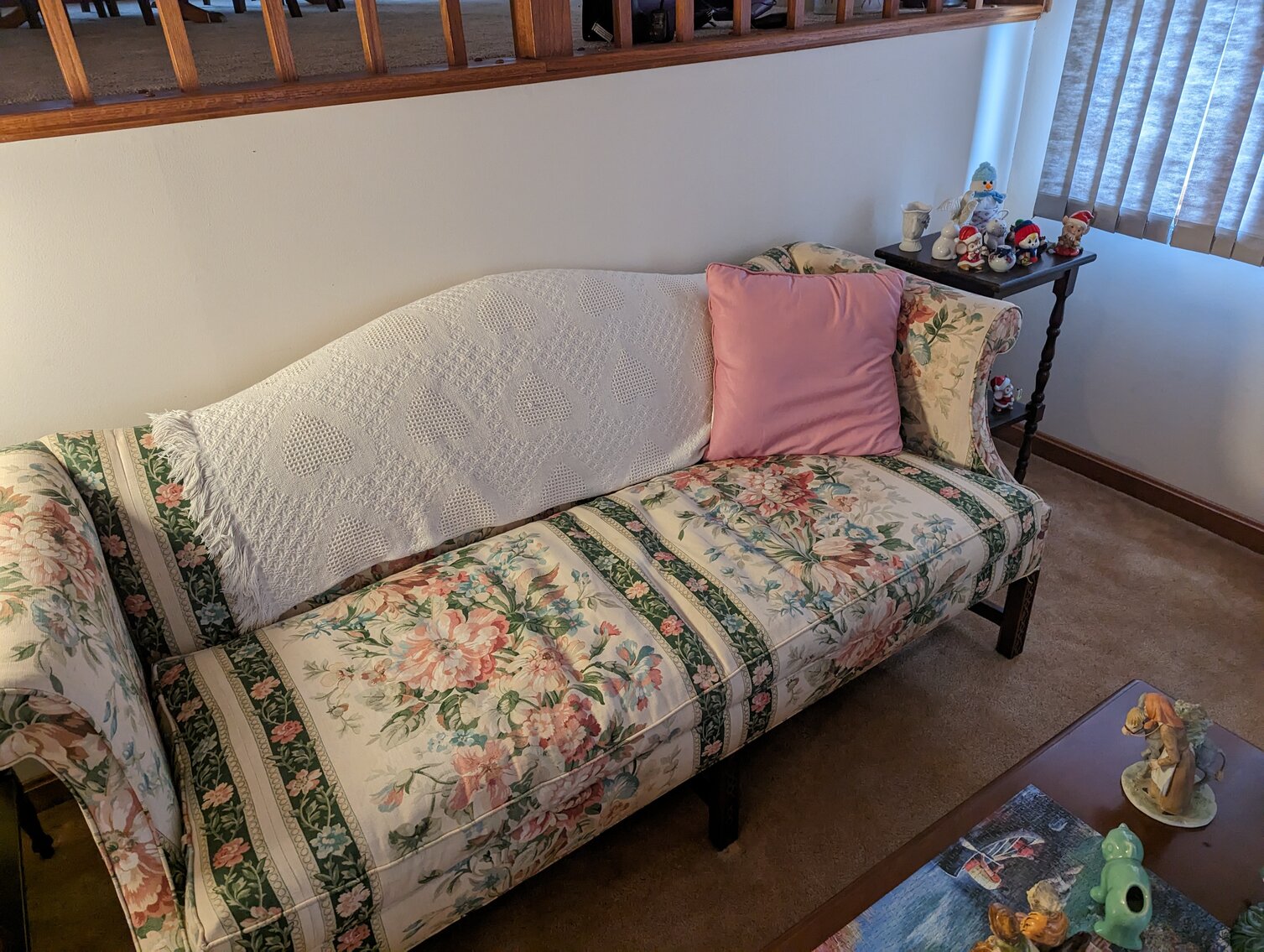 Image for CLEAN 3 BR, 2.5 BA SPLIT LEVEL HOME W/ 2-CAR SIDE LOAD GARAGE ON 2.13+/- ACRE LOT & HOUSEHOLD FURNISHINGS, FIGURINES & MISC.