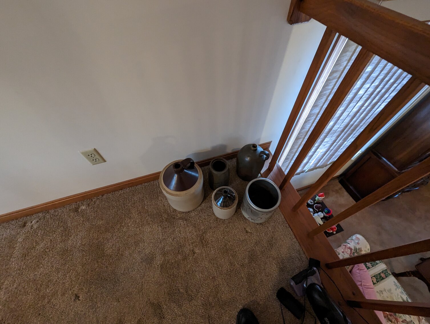 Image for CLEAN 3 BR, 2.5 BA SPLIT LEVEL HOME W/ 2-CAR SIDE LOAD GARAGE ON 2.13+/- ACRE LOT & HOUSEHOLD FURNISHINGS, FIGURINES & MISC.