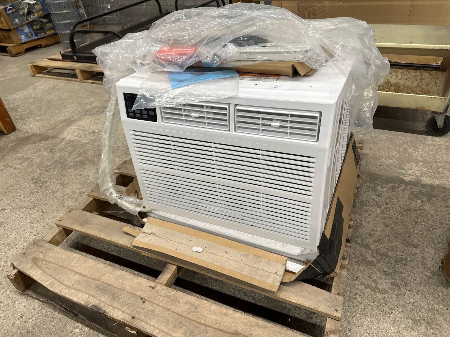 Image for Warehouse Liquidation - Mercedes Benz, Tools, Appliances, Furniture, Tile, Decor (Tracy)