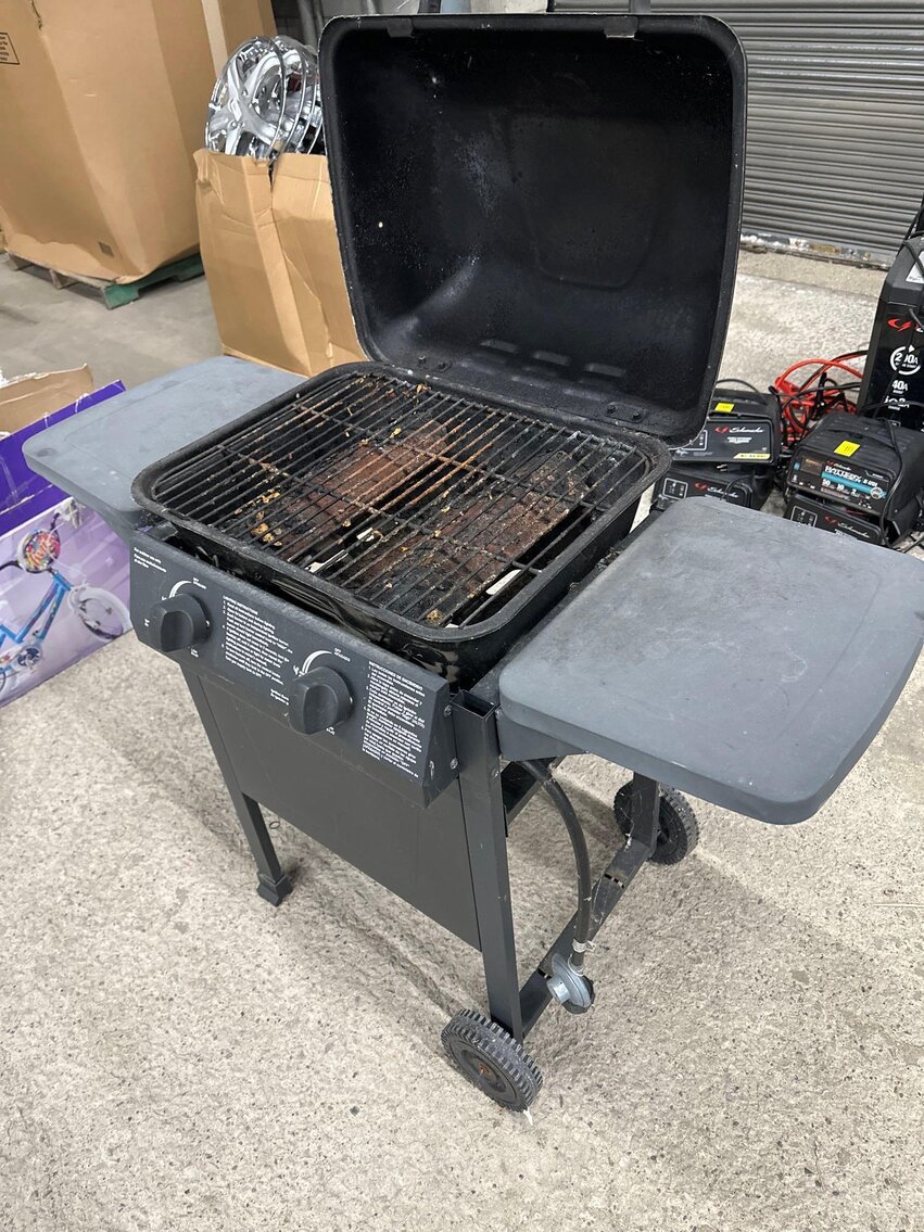 Image for Warehouse Liquidation - Mercedes Benz, Tools, Appliances, Furniture, Tile, Decor (Tracy)