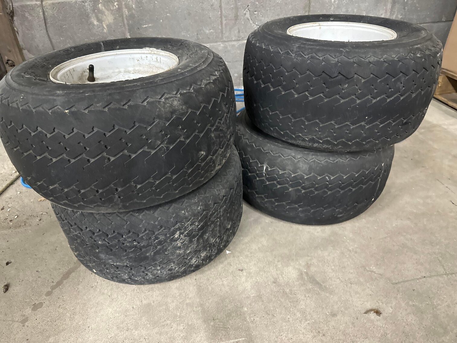 Image for Warehouse Liquidation - Mercedes Benz, Tools, Appliances, Furniture, Tile, Decor (Tracy)