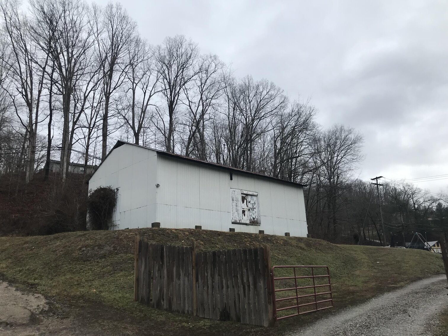 Image for SOLD $82,500 - Commercial Building with Apartment on 1 Acre