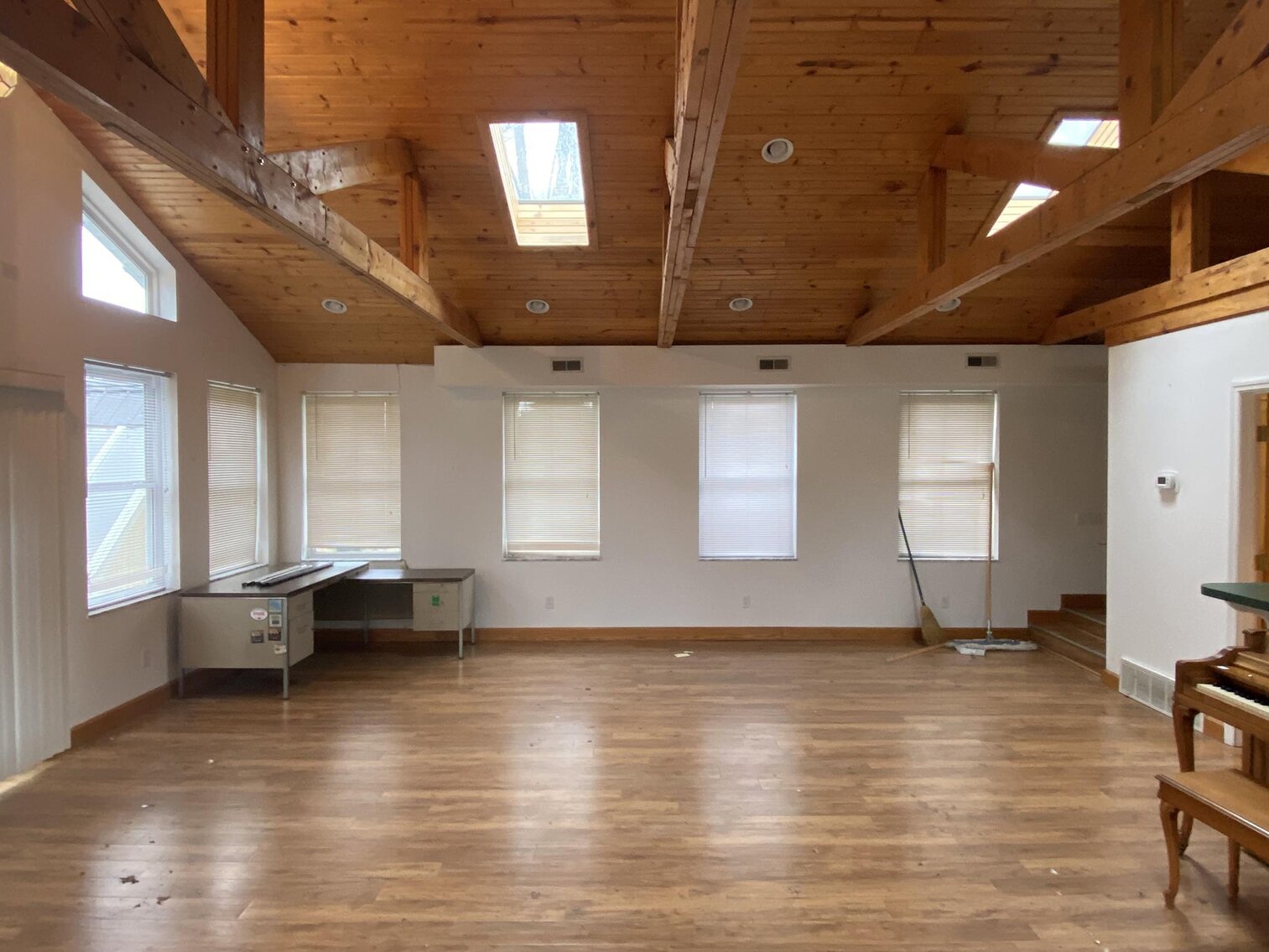 Image for SOLD $288,750 - Spacious 3 Bedroom on over 1 Acre in Maplewood Estates