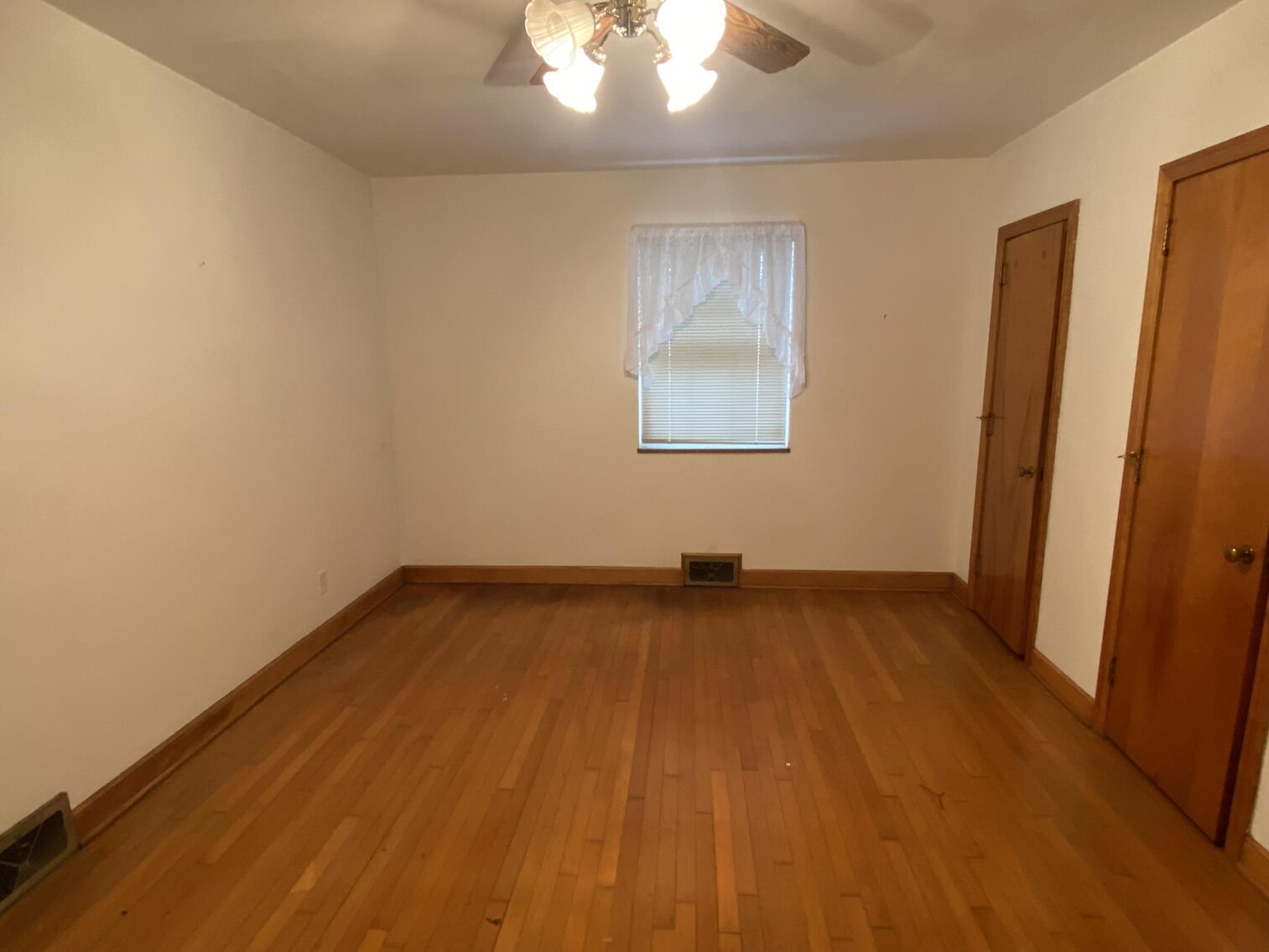 Image for SOLD $288,750 - Spacious 3 Bedroom on over 1 Acre in Maplewood Estates