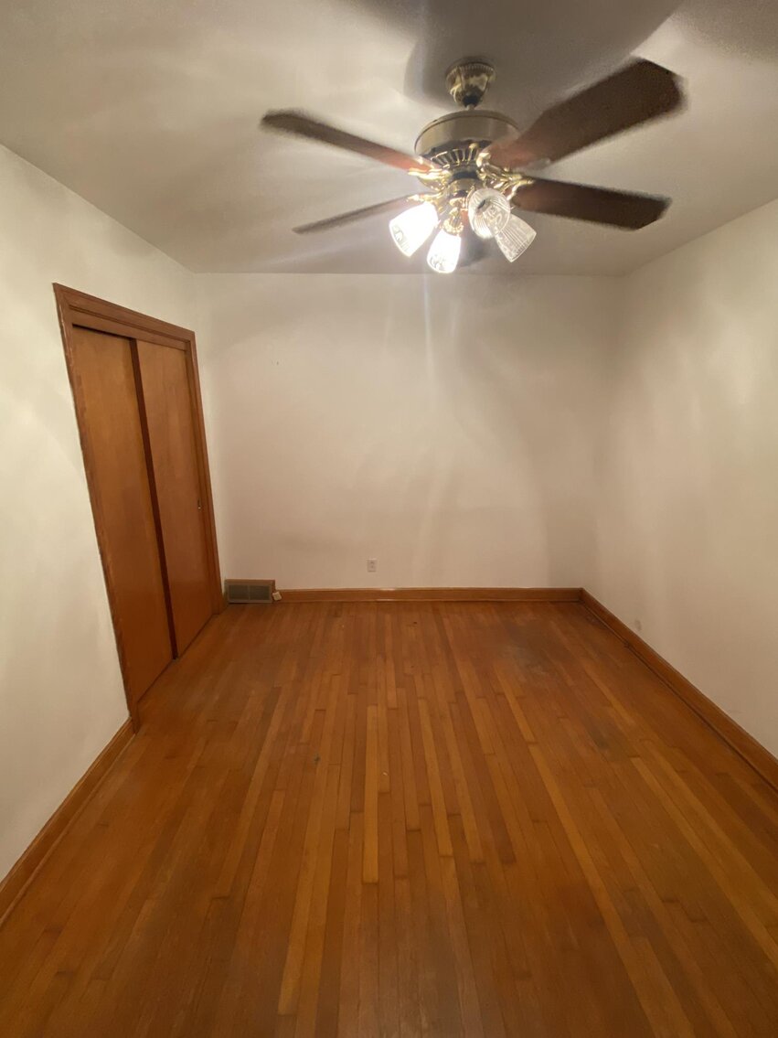 Image for SOLD $288,750 - Spacious 3 Bedroom on over 1 Acre in Maplewood Estates