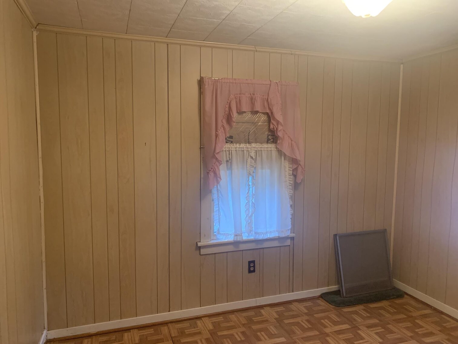 Image for SOLD $28,600 - 3 Bedroom Project Home Selling to the Highest Bidder