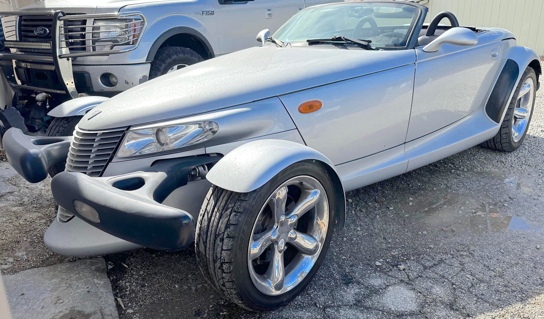 Image for FANTASTIC 2-RING LIVING ESTATE AUCTION