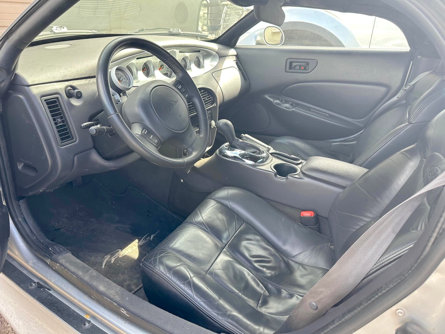 Image for FANTASTIC 2-RING LIVING ESTATE AUCTION