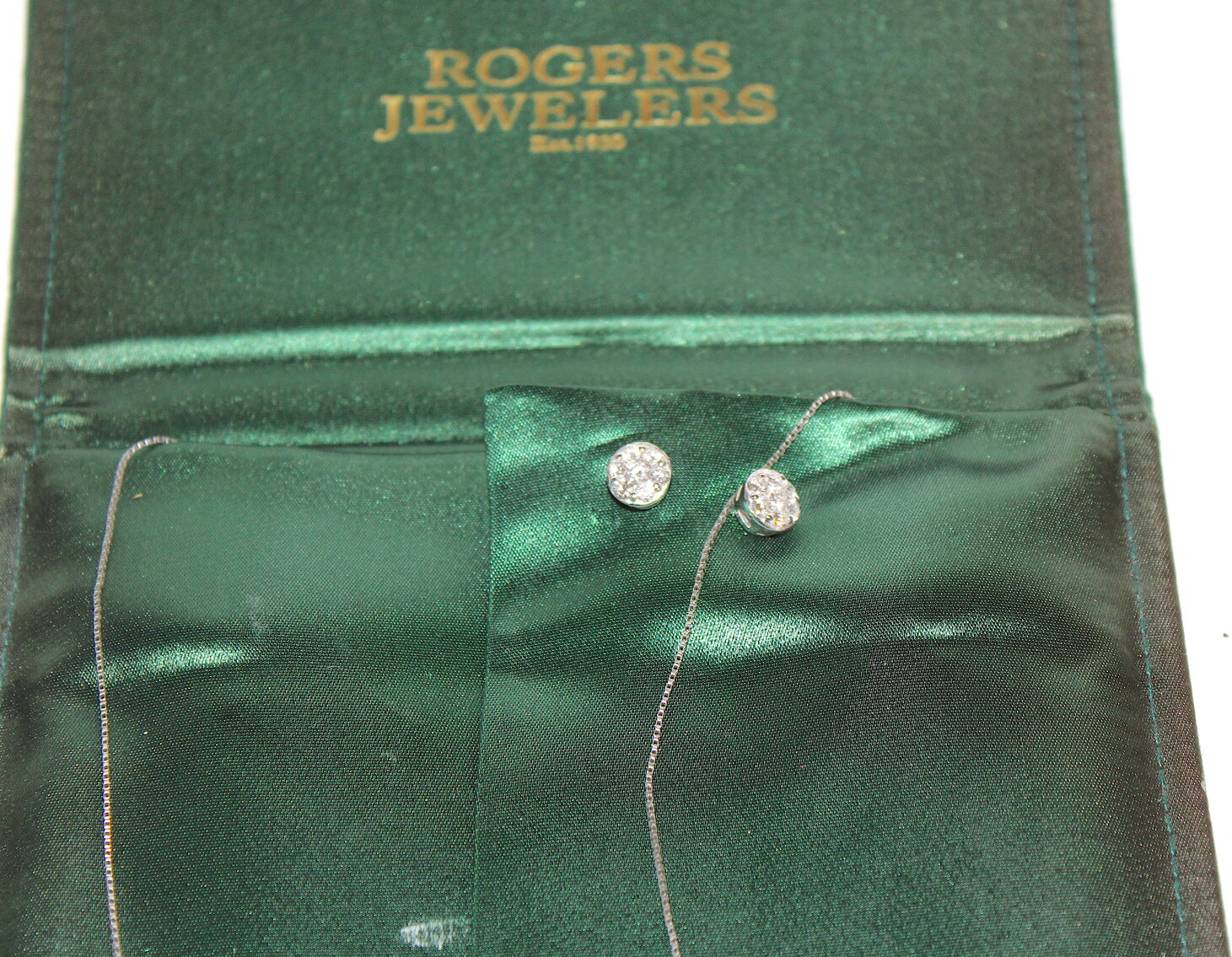 Image for FANTASTIC 2-RING LIVING ESTATE AUCTION