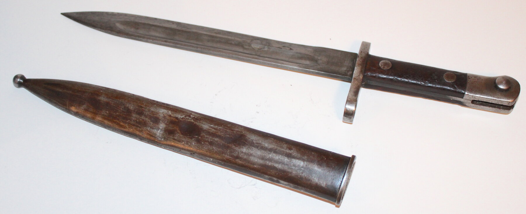 Image for FANTASTIC 2-RING LIVING ESTATE AUCTION