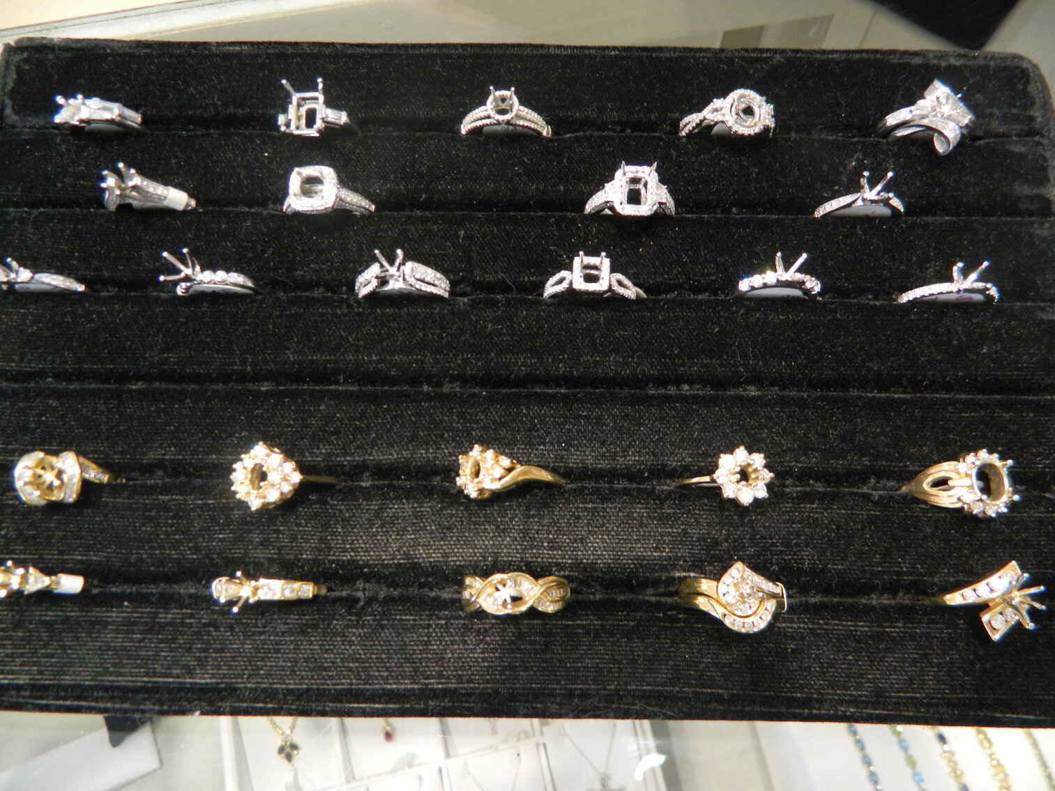 Image for PUBLIC LIQUIDATION JEWELRY STORE AUCTION
