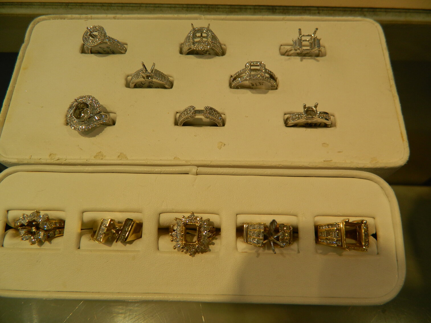 Image for PUBLIC LIQUIDATION JEWELRY STORE AUCTION