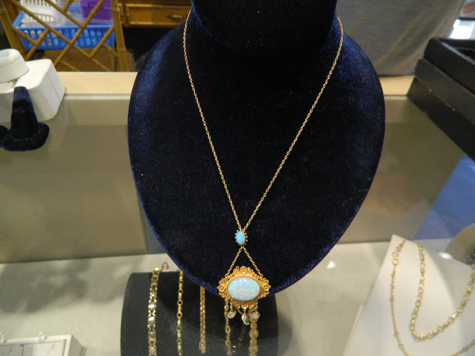 Image for PUBLIC LIQUIDATION JEWELRY STORE AUCTION