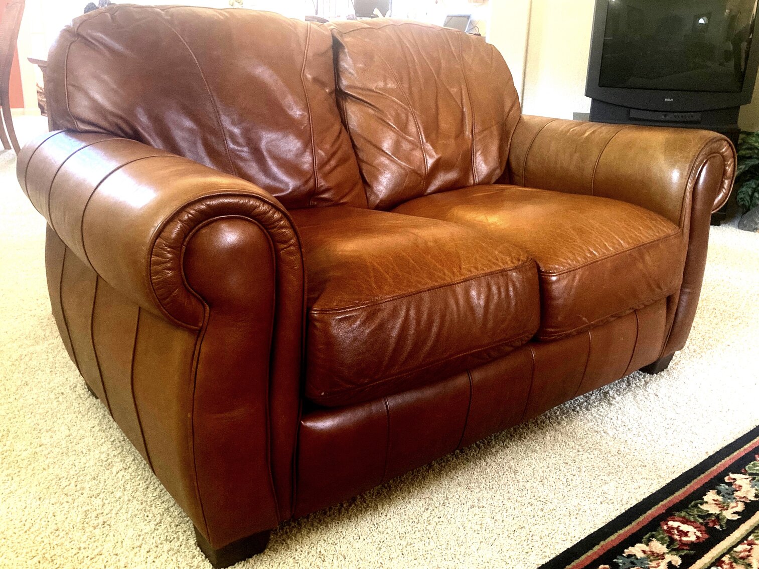 Lane Leather Loveseat
