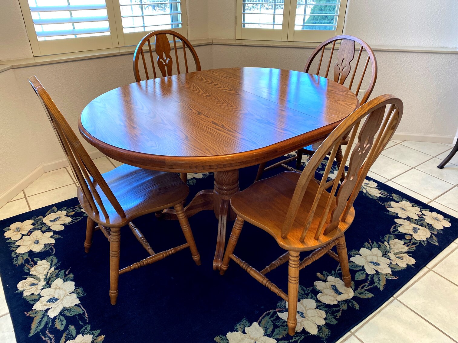 Oak Table w/ 4 Chairs