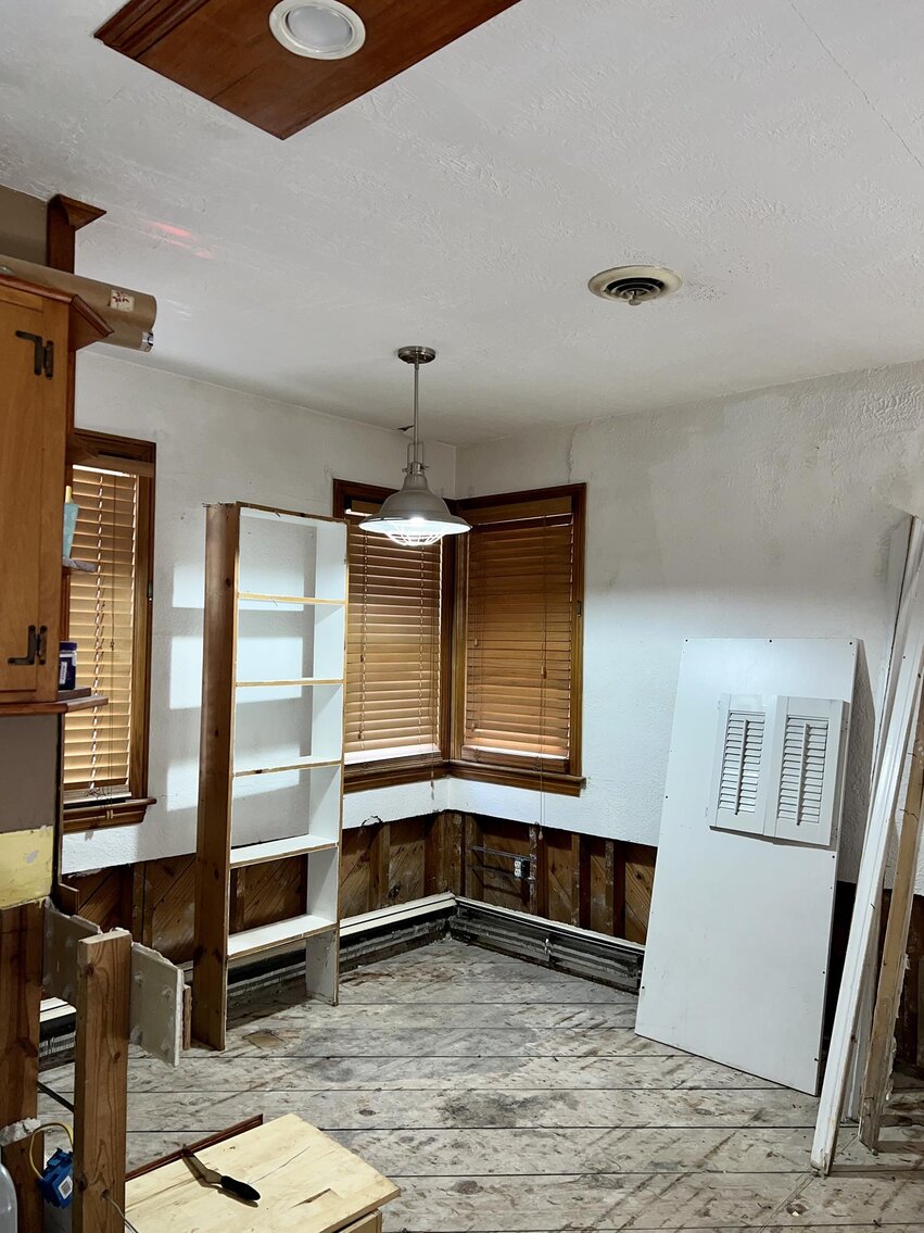 Image for SOLD - 2 Bedroom Project Home Selling to the Highest Bidder