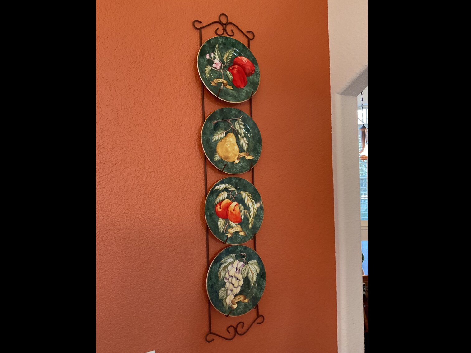 Decorative Plate Rack