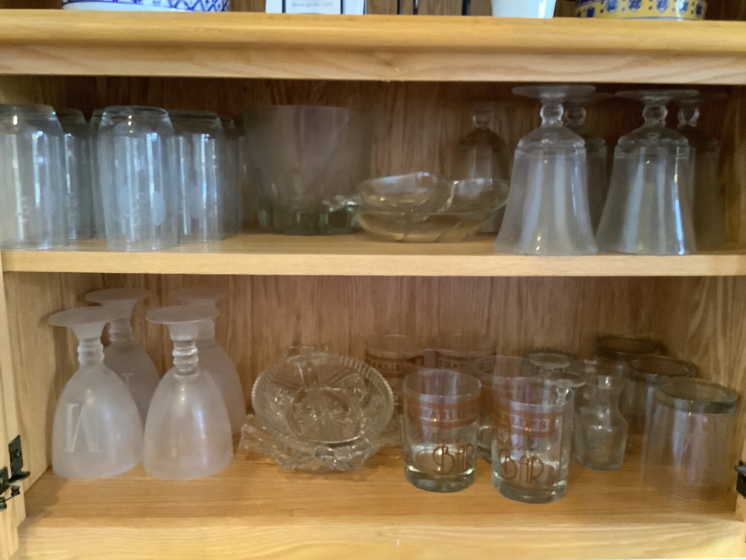 Glassware and Glass Dishes