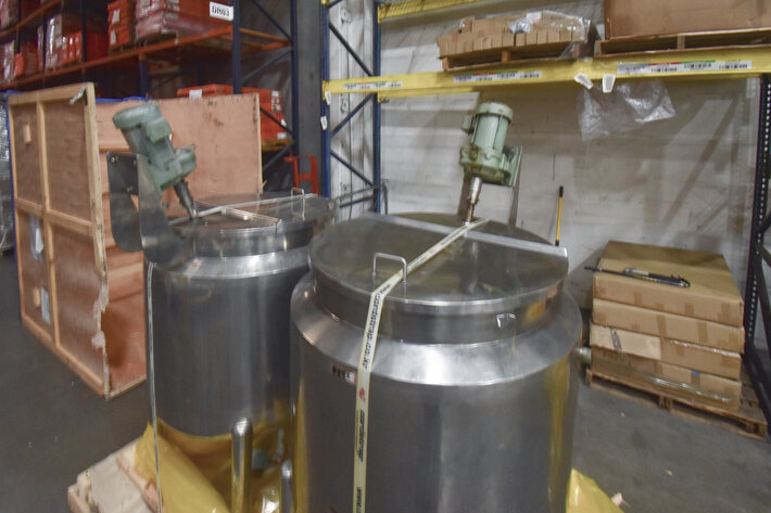 Image for *** SOLD *** MJK1534 Stainless Steel Mixing Tank With Agitator