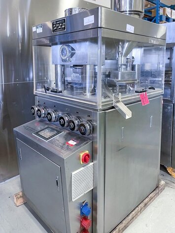 Image for ***SOLD*** MJK0879 Shanghai Tianhe Pharmaceutical Machinery Co 55 Station Tablet press B tooled