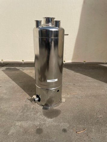 Image for MJK1542 5 Gallon S.S. Pressure Tank