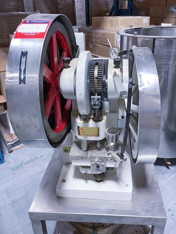 Image for ***SOLD*** MJK0884 Lab Tablet Press