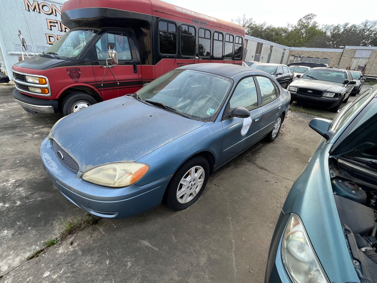 2006 FORD TAURUS, NO TITLE