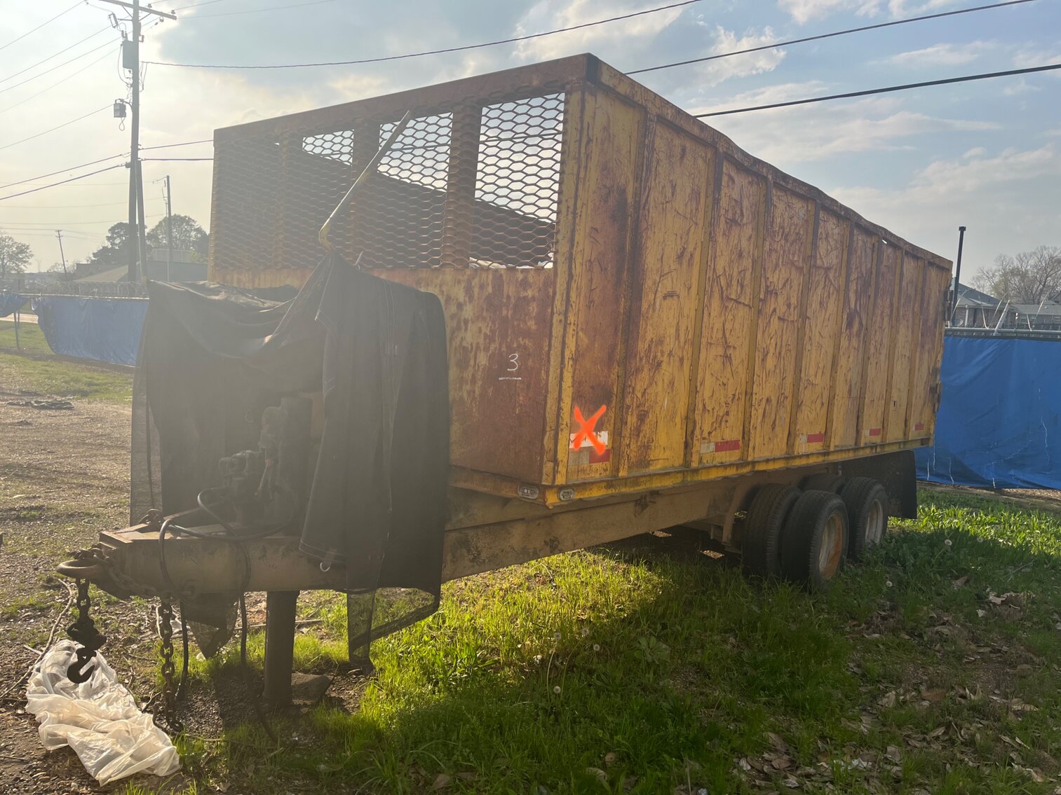 18FT PENTAL HITCH DUMP TRAILER, NO TITLE