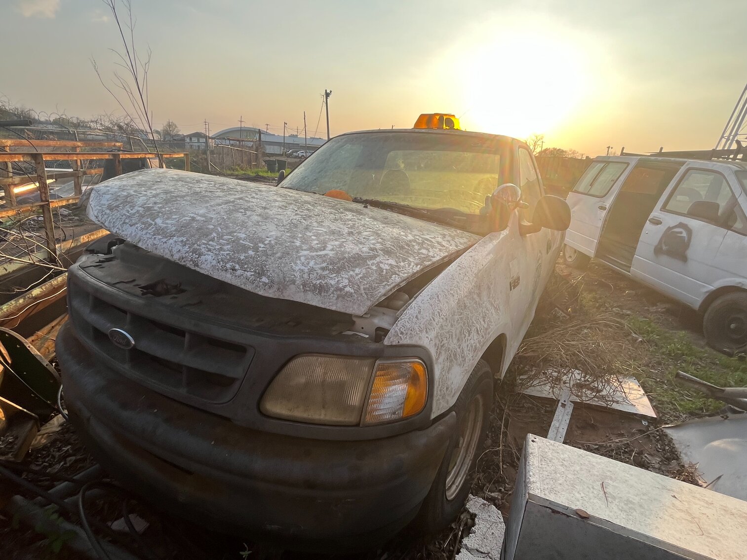1997 FORD F150 PARTS AND REPAIRS, NO TITLE