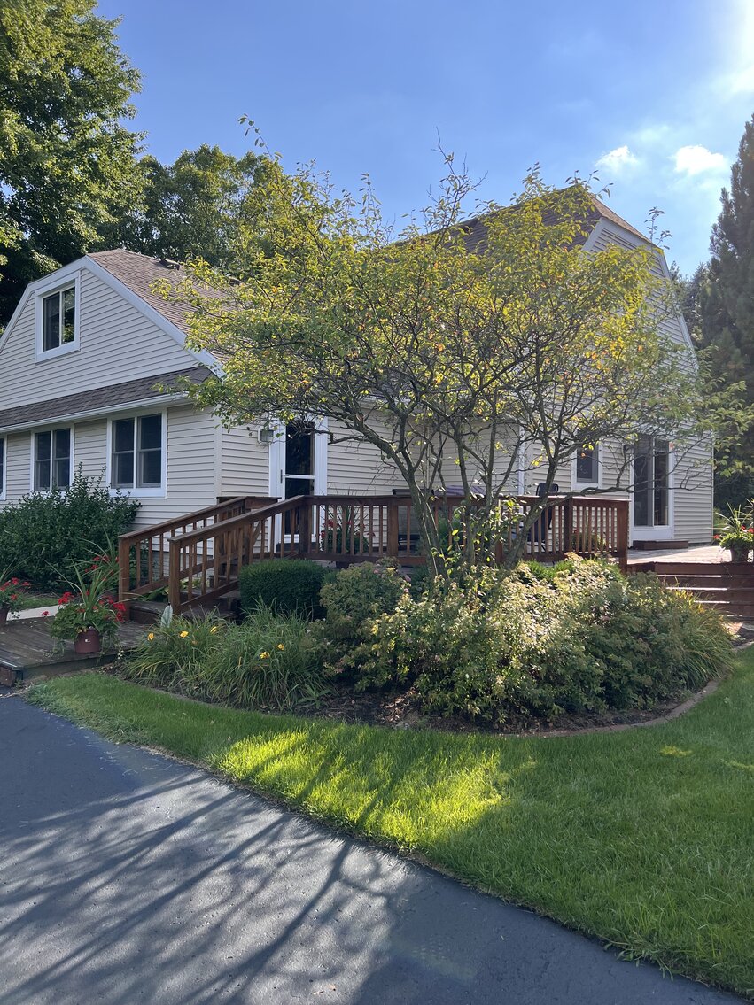 5734 Weckerly Road, Whitehouse, Ohio 43571