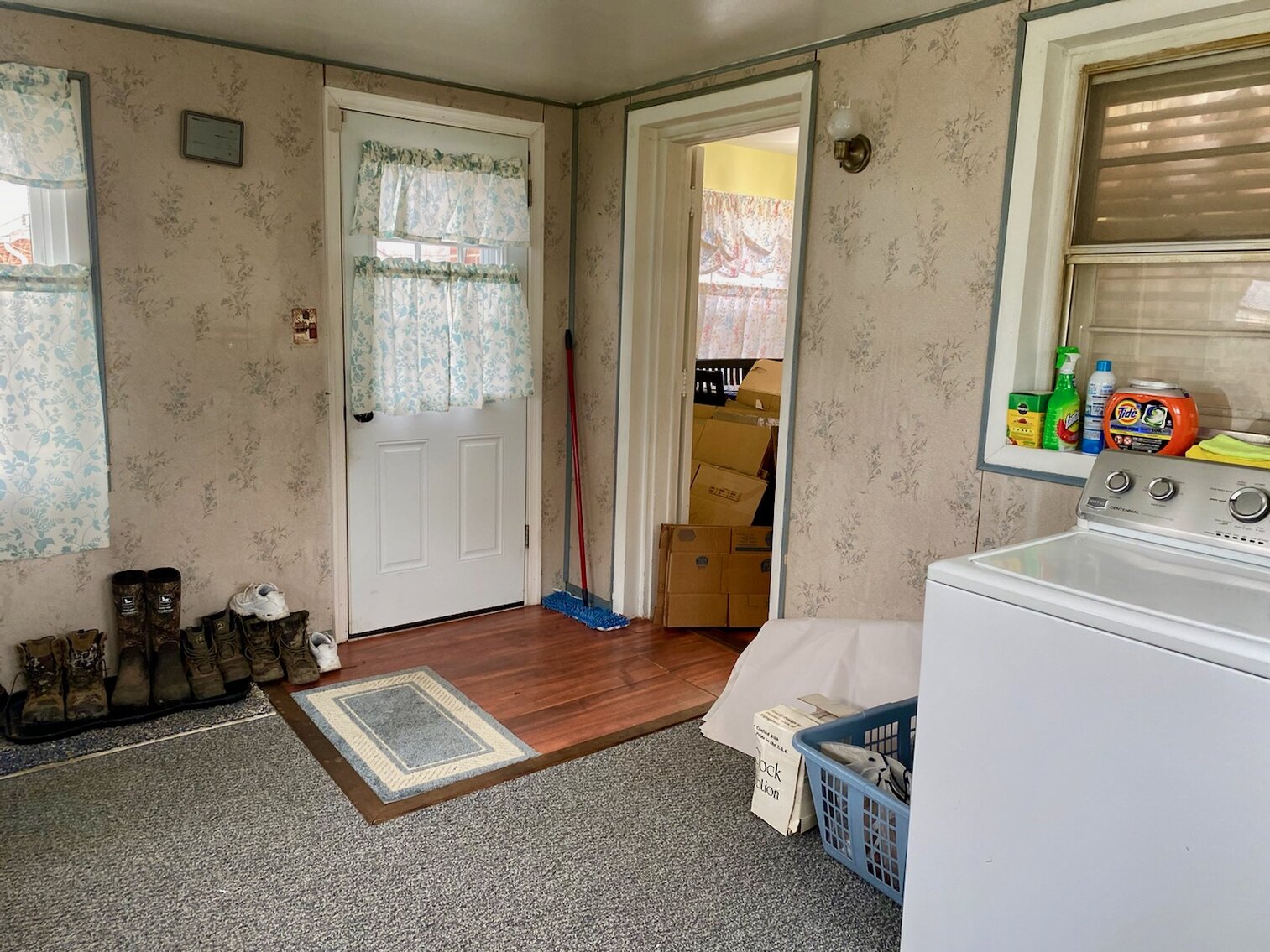 Image for 2 BR/1 BA Brick Home on .46 +/- Acre Lot in the Heart of Manassas, VA (Prince William County)--SELLING to the HIGHEST BIDDER!!