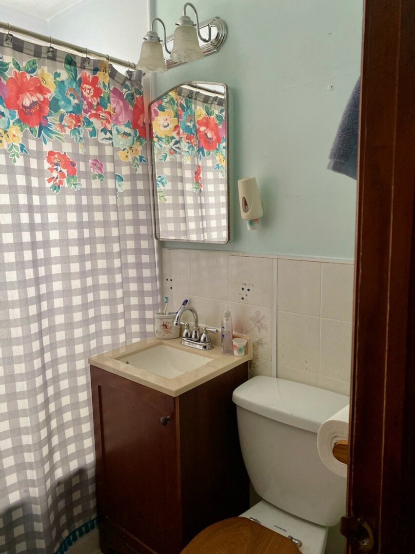 Image for 2 BR/1 BA Brick Home on .46 +/- Acre Lot in the Heart of Manassas, VA (Prince William County)--SELLING to the HIGHEST BIDDER!!