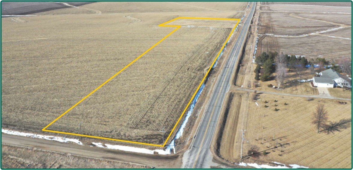 Image for Closed  - Benton Co., IA - 8.14 Ac., m/l (010-2576-01)