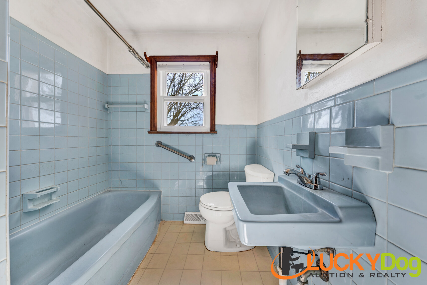 Image for 600 Mountain Mist Dr (Martinsville) Real Estate Auction