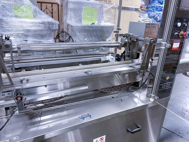 Image for ***SOLD*** MJK0883 Chyun Jye CJA-700 Air Jet Bottle Rinsing Machine