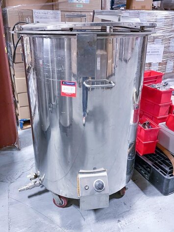 Image for ***SOLD*** MJK0886 (5) SS Tanks