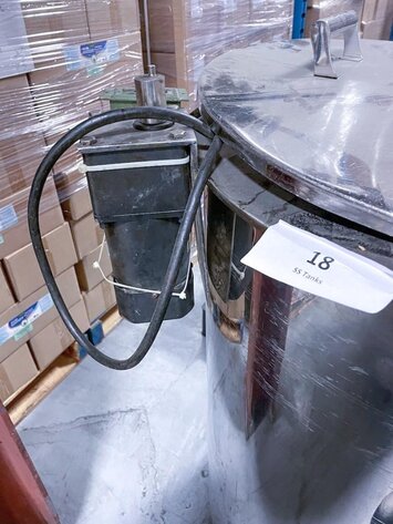 Image for ***SOLD*** MJK0886 (5) SS Tanks