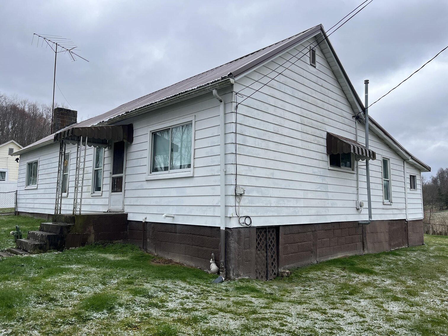 Image for SOLD $67,100 - 4 Bedroom with Oversized Garage