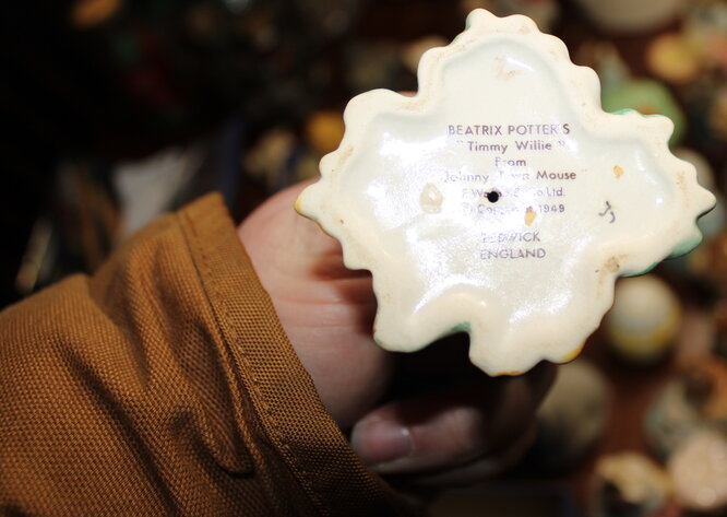 Image for LIVING ESTATE AUCTION