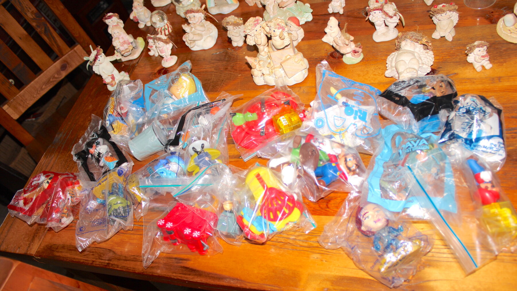 Image for LIVING ESTATE AUCTION